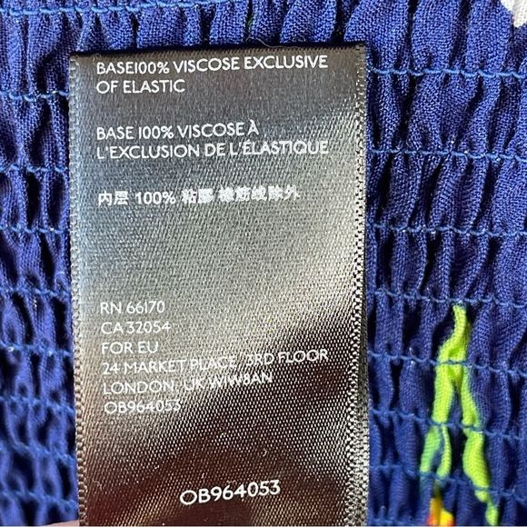 Urban Outfitters UO Kate Floral Smocked Midi Dress Size Medium - Picture 12 of 12